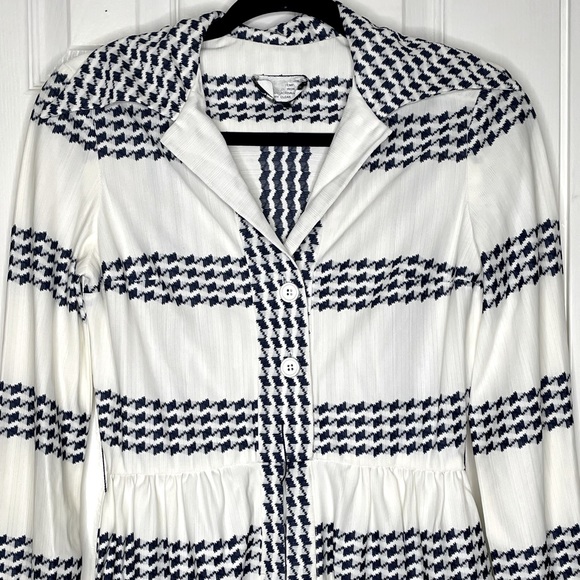 Vintage DW3 Dress | Modern Size: 6-8 - Picture 4 of 12